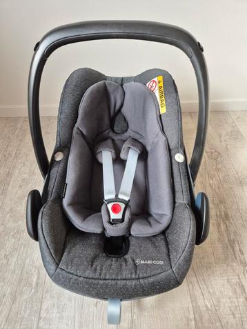 Maxi-Cosi Pebble Plus Sparkling Grey beschikbaar voor biedingen