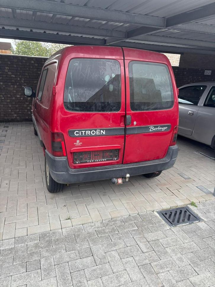 Citroen berlingo Te Koop, Auto's, Citroën, Particulier, Berlingo, Diesel, 3 deurs, Handgeschakeld, Rood, Zwart, Ophalen