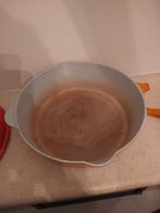 Ancienne casserole marmite cocotte fonte émaillée. A réparer, Maison & Meubles, Comme neuf, Fonte, Enlèvement ou Envoi