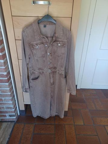 nieuwe leuke bruine/camel jeans jurk beschikbaar voor biedingen