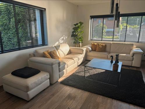 Lederen zetels NATUZZI + poef, Huis en Inrichting, Zetels | Complete zithoeken, Zo goed als nieuw, Ophalen