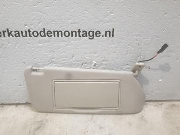 ZONNEKLEP RECHTS Opel Omega B (25 / 26 / 27) beschikbaar voor biedingen