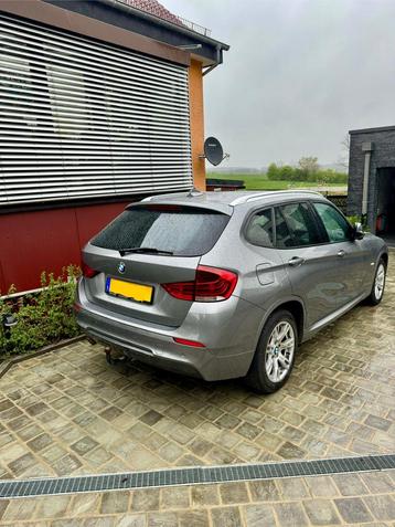 BMW X1 x Drive 2.0 M sport, Autos, X1, Argent ou Gris, Achat, Boîte manuelle