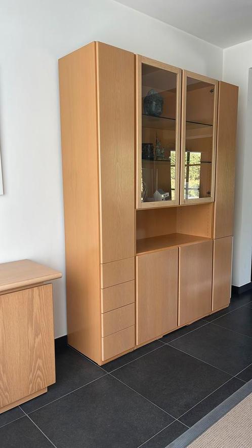 Moderne eetkamer in lichte eik, Huis en Inrichting, Kasten | Vitrinekasten, Gebruikt, Eikenhout, Ophalen