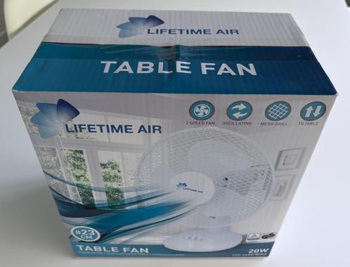 Lifetime Air Tafelventilator- 20W - Oscilleert - Kantelbaar, Elektronische apparatuur, Ventilatoren, Nieuw, Tafelventilator, Ophalen of Verzenden