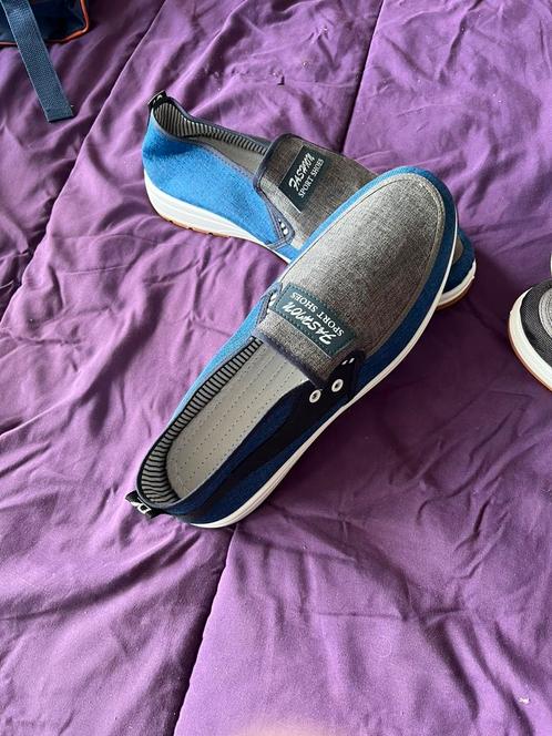ZEER MOOIE NIEUWE SPORT/GEKLEDE INSTAPPERS 45, Kleding | Heren, Schoenen, Blauw, Ophalen