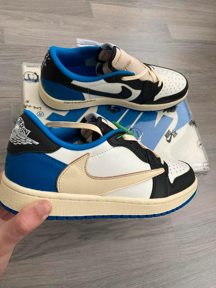 Nike Air Jordan 1 Low Travis Scott Fragment, Kleding | Heren, Schoenen, Zo goed als nieuw, Ophalen of Verzenden