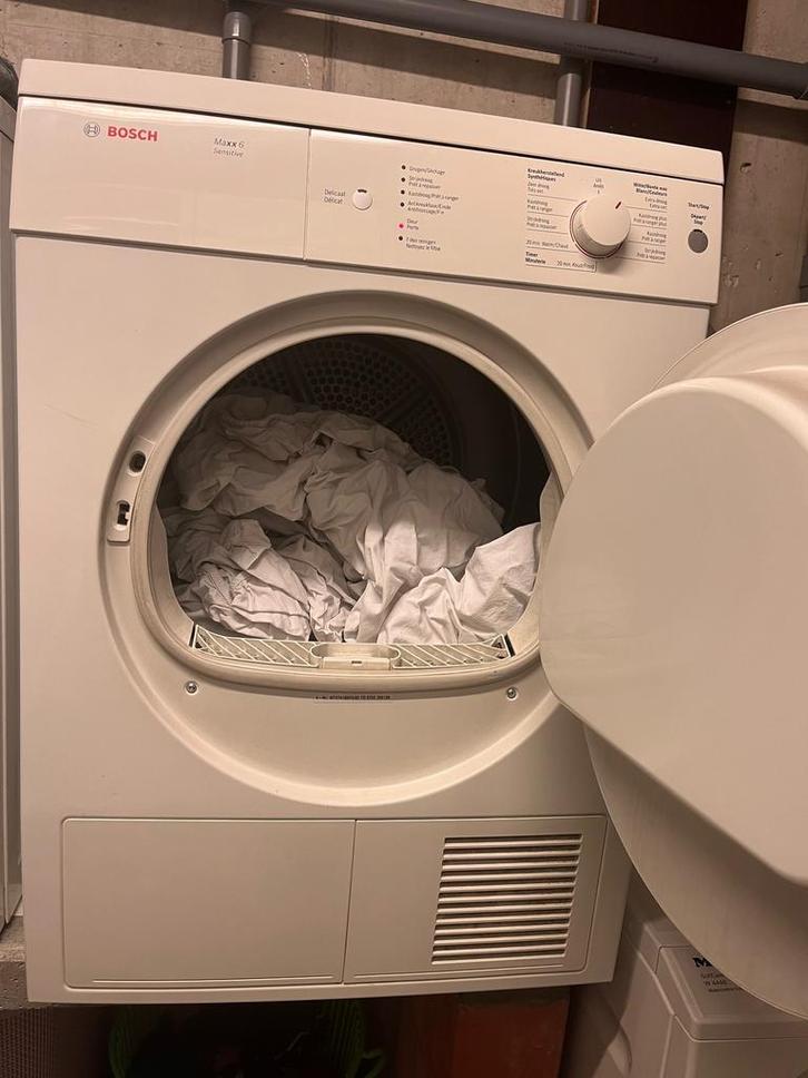 Bosch droger - Maxx 6 Sensitive, Elektronische apparatuur, Droogkasten, Gebruikt, Condens, Voorlader, 6 tot 8 kg, Minder dan 85 cm
