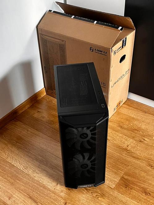 Lian Li Lancool-215 nieuw met doos en factuur, Computers en Software, Computerbehuizingen, Nieuw, Ophalen of Verzenden