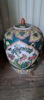 Chinese vaas met deksel, Antiek en Kunst, Antiek | Porselein, Ophalen of Verzenden