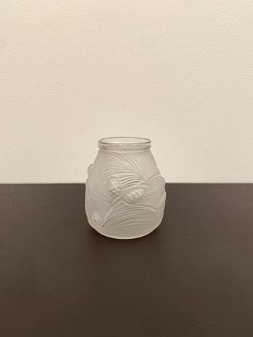 Kleine ETLING opalescente vaas beschikbaar voor biedingen