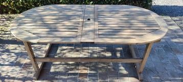 tafel teak ovaal beschikbaar voor biedingen