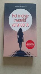 Boek het meisje dat de wereld veranderde, Comme neuf, Enlèvement