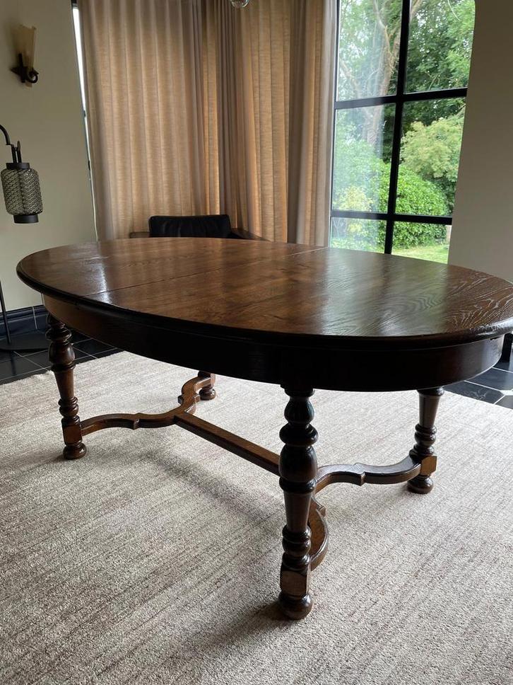 Eettafel met stoelen en dressoir, Antiek en Kunst, Antiek | Meubels | Tafels, Ophalen