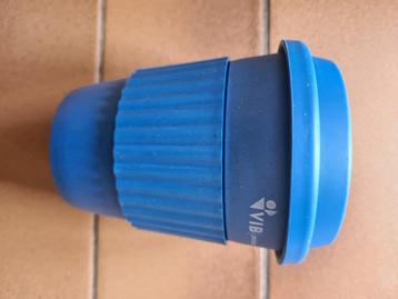 Koffiebeker  beschikbaar voor biedingen