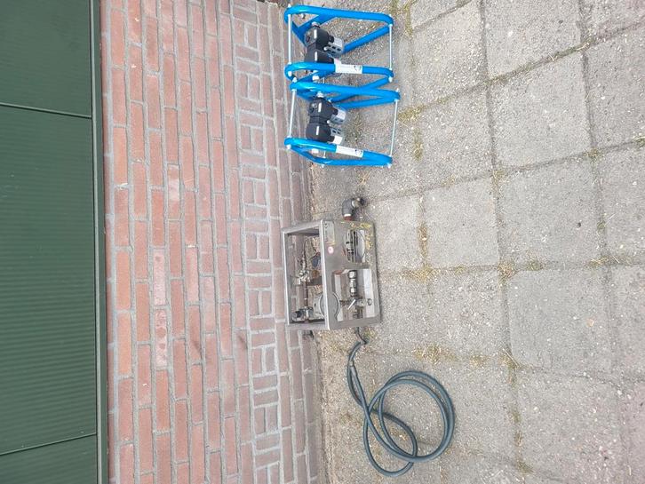 Globe APU Unicub E – Hogedruk Testpomp, Doe-het-zelf en Bouw, Compressors, Zo goed als nieuw, Ophalen of Verzenden