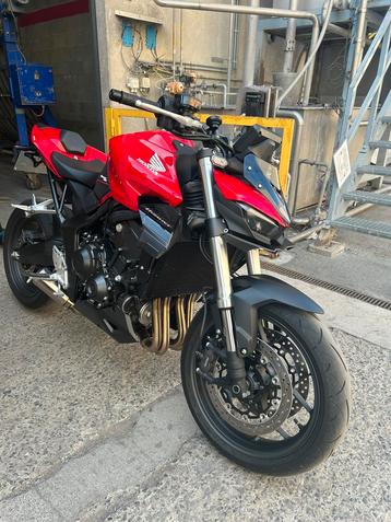 Honda Hornet1000 3700km full option beschikbaar voor biedingen