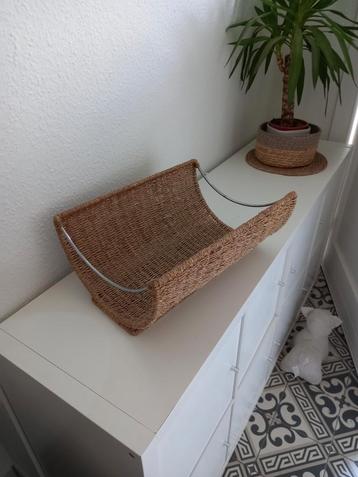 Rieten mand beschikbaar voor biedingen