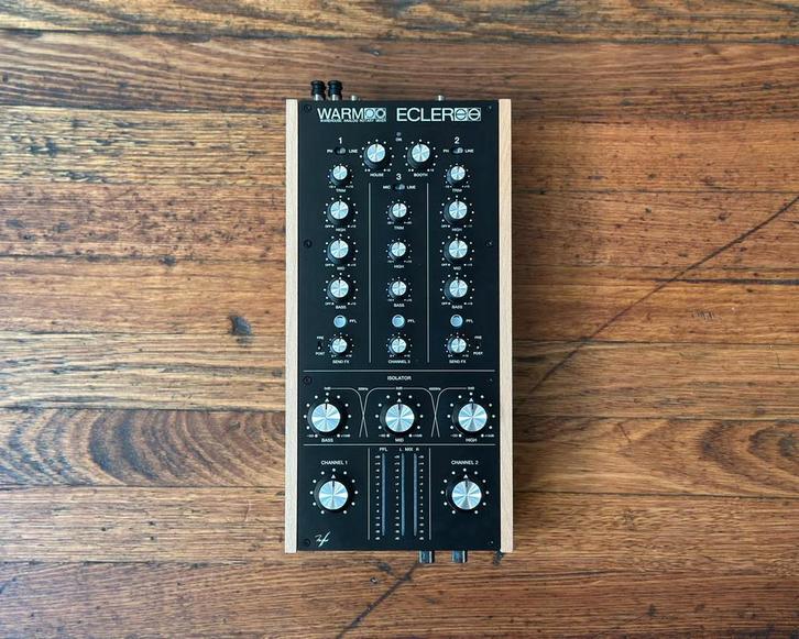 Ecler Warm 2, Muziek en Instrumenten, Dj-sets en Draaitafels, Zo goed als nieuw, Ophalen