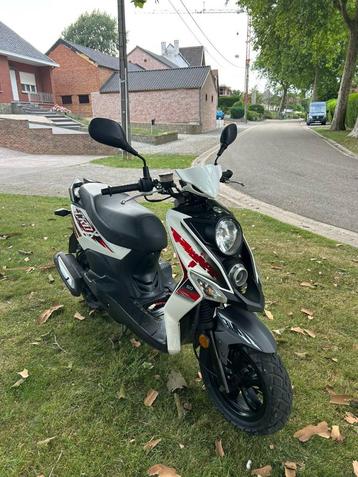 Sym Crox 50cc 2019 blanc, Autres modèles, Classe B (45 km/h), Enlèvement, Utilisé