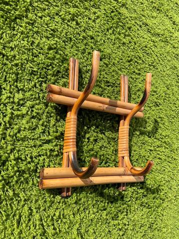 70s Vintage bamboe wand kapstok beschikbaar voor biedingen