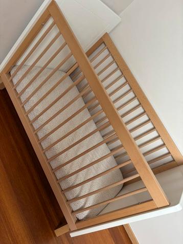 Babybed Bopita met lichte gebruikssporen, Kinderen en Baby's, Babywiegjes en Ledikanten, Ophalen, Gebruikt