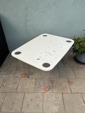 Design kindertafel - Magis Me Too collectie beschikbaar voor biedingen