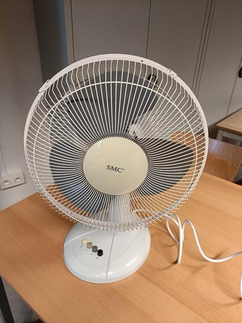 Ventilator met 3 snelheden, Elektronische apparatuur, Ventilatoren, Ophalen of Verzenden