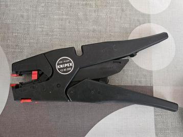 KNIPEX Striptang beschikbaar voor biedingen