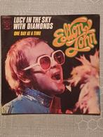 Elton John – Lucy In The Sky With Diamonds(Beatles) 1974  EX, Cd's en Dvd's, Pop, Gebruikt, Ophalen of Verzenden, 7 inch