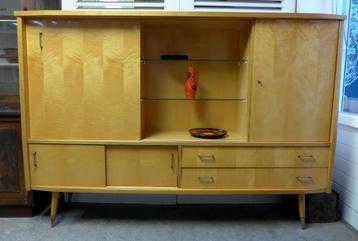 Prachtige vintage midcentury highboard buffet kast beschikbaar voor biedingen
