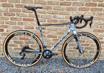 Zannata z46 crabon di2 beschikbaar voor biedingen