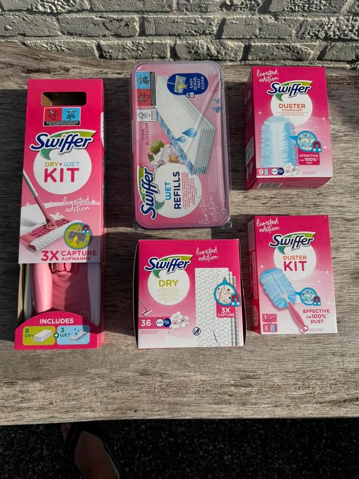 Nieuwe Swiffer pink blossom limited edition set , ongeopend, Jardin & Terrasse, Vêtements de travail, Neuf, Enlèvement ou Envoi