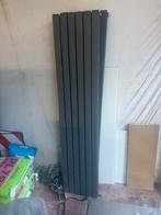 2 verticale radiators antraciet, Doe-het-zelf en Bouw, Verwarming en Radiatoren, Ophalen, Zo goed als nieuw