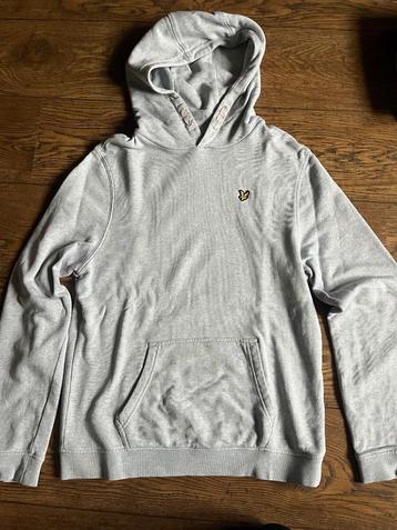 Trui  beschikbaar voor biedingen