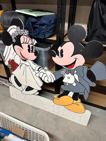 Groot houten Mickey/minnie bord  beschikbaar voor biedingen
