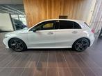 Mercedes-Benz A-Klasse 180 Hatchback AMG Line Night Pack | S, Auto's, Stof, Gebruikt, Euro 6, 4 cilinders