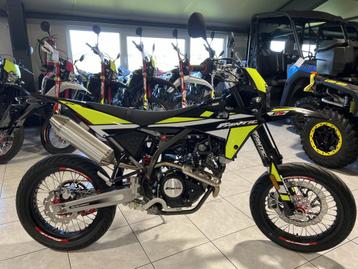 Fantic Motard 125 XMF 4T PERFORMANCE beschikbaar voor biedingen
