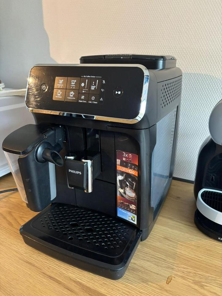 Philips volautomatisch espressomachines latte go, Elektronische apparatuur, Koffiezetapparaten, Zo goed als nieuw, Ophalen of Verzenden
