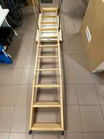 Escalier escamotable (pour grenier/ loft) en bois, 2 à 4 mètres, Pliable ou rétractable/escamotable, Escalier, Comme neuf