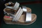 S.Oliver goudkleurige sandalen, dames/meisjes. mt 36, S.Oliver, Gedragen, Sandalen of Muiltjes, Ophalen of Verzenden
