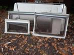 3 Caravan vensters met kip functie, Ophalen, Gebruikt