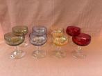 8 gekleurde glaasjes, coupkes., Ophalen of Verzenden