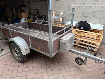 Aanhanger 195cm x 95cm beschikbaar voor biedingen