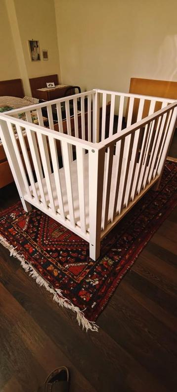 babybox, combi bedje. beschikbaar voor biedingen