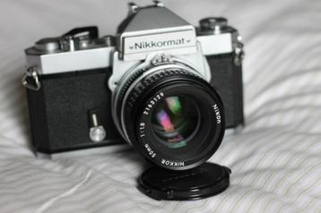 NIKON Nikkormat analoge camera disponible aux enchères