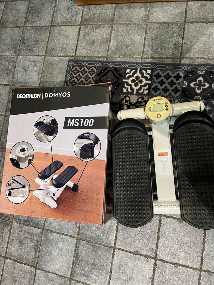 Stepper DOMYOS DECATHLON MS100 avec compteur , d’occasion, Sport en Fitness, Fitnessapparatuur, Zo goed als nieuw, Stepapparaat