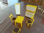 Mobilier maison de poupée - Cuisine, Verzamelen, Poppenhuizen en Toebehoren, Ophalen of Verzenden, Gebruikt, Popje