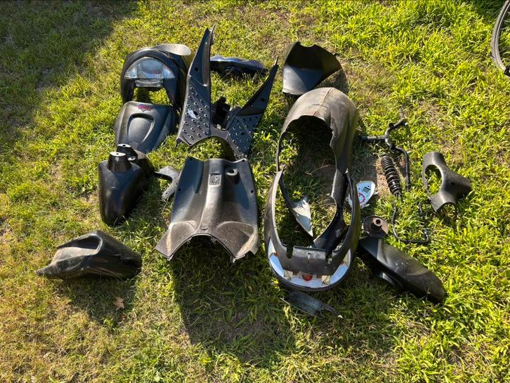 Onderdelen vivacity en speedfight, Fietsen en Brommers, Scooters | Peugeot, Gebruikt, Vivacity, Ophalen