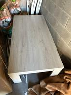 Tafel in de woonkamer, Huis en Inrichting, Tafels | Salontafels, Ophalen, Overige materialen, 100 tot 150 cm, 50 tot 75 cm